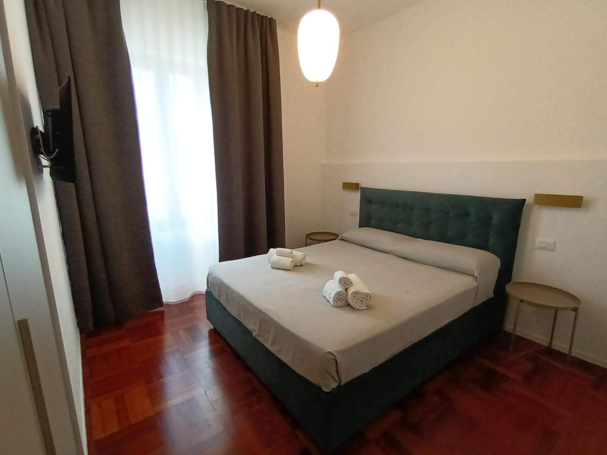 B&Bari, Via Crollalanza, Le Case Di Aurelia Guesthouse ภายนอก รูปภาพ